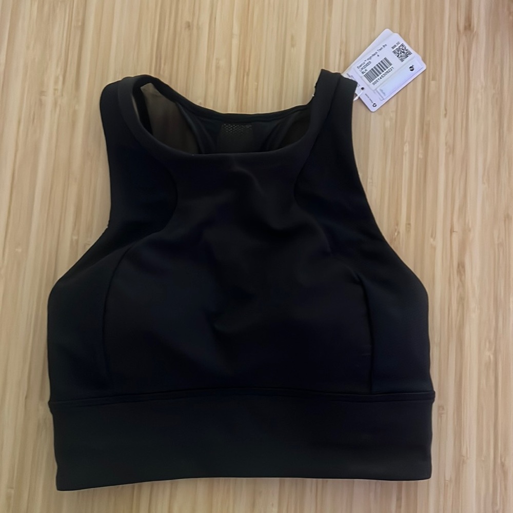 Lululemon everlux high neck train bra